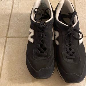 Mens New Balance shoes. Style 515.